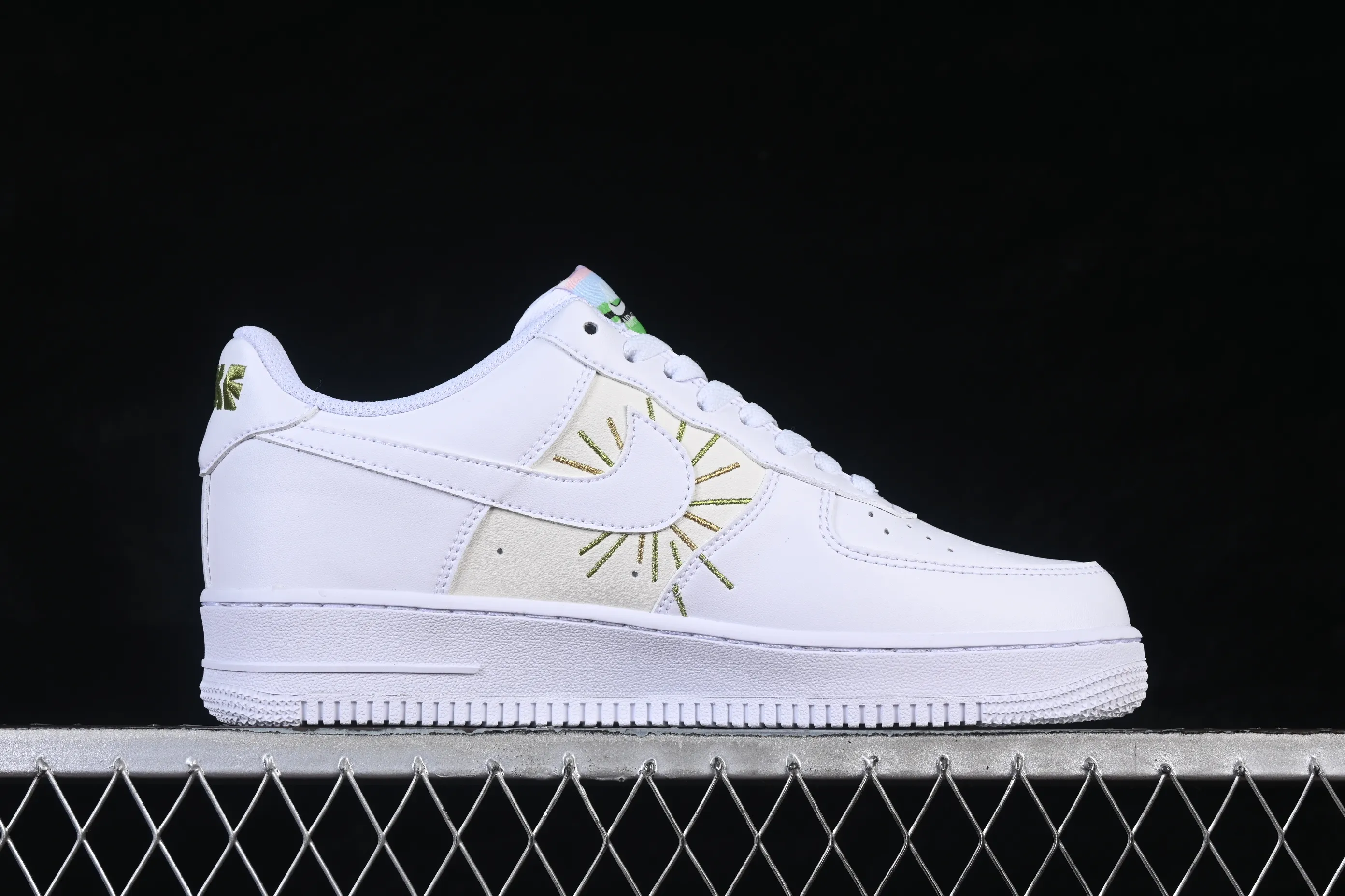 All categories Nk Air Force 1 Air Force series Nk Air Force 1 Low Air Force low-top Nike Air Force 1'07 Low Year of the Horse limited edition Air Force 1 low-top casual sneakers IQ1133-111